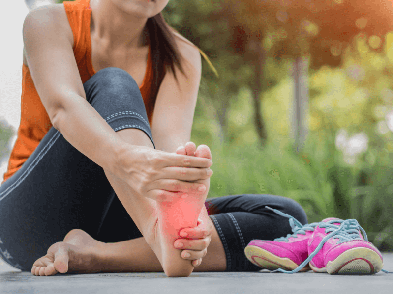 Foot pain on a female athlete.